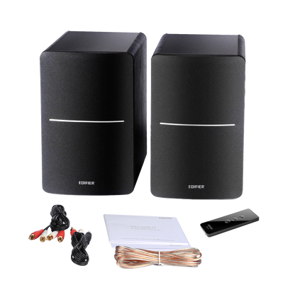 R1280T Powerful Bookshelf Speakers Combining a Retro Look