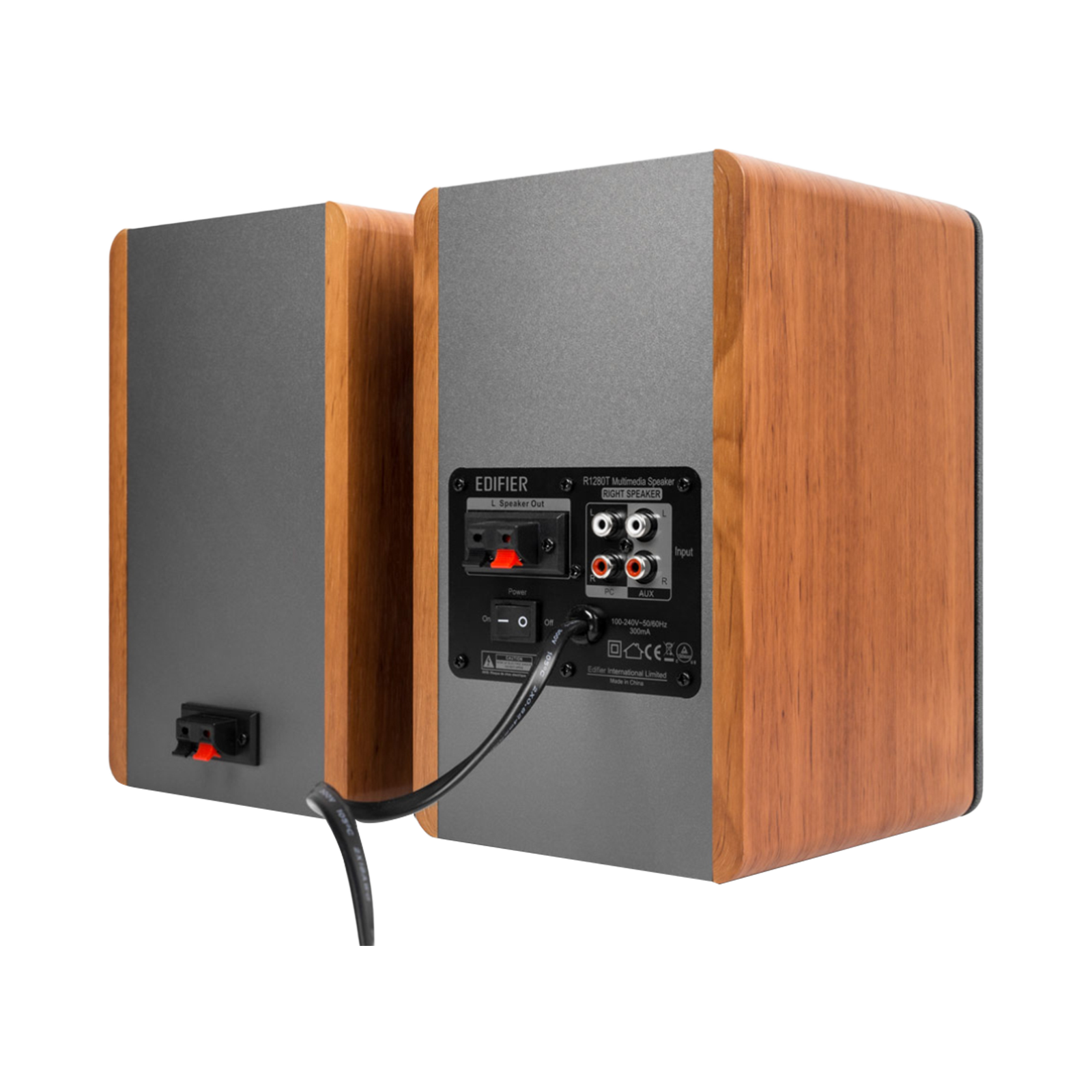 R1280T Powerful Bookshelf Speakers Combining a Retro Look