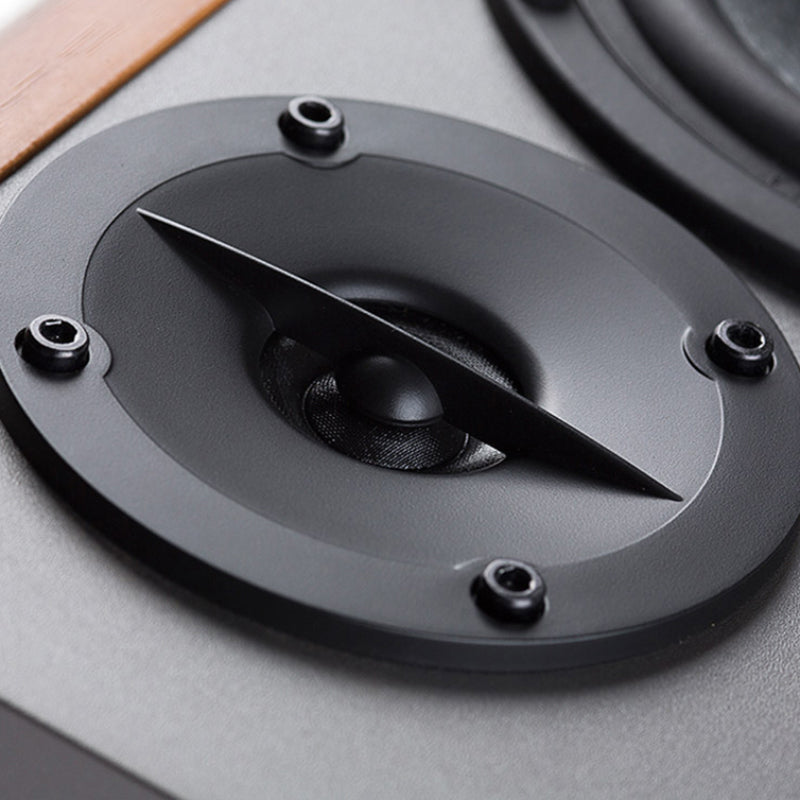 R1280T Powerful Bookshelf Speakers Combining a Retro Look